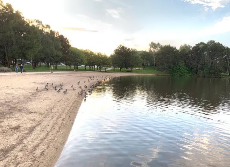 Tuggeranong Town Park Beach, Australia